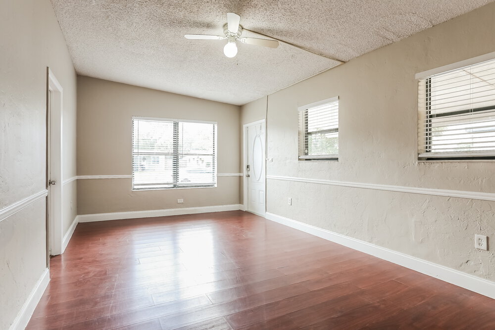 Building Photo - 550 NW 29th Terrace