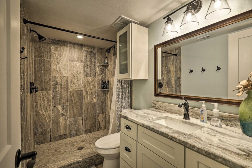 Building Photo - 6372 Palma Del Mar Blvd S