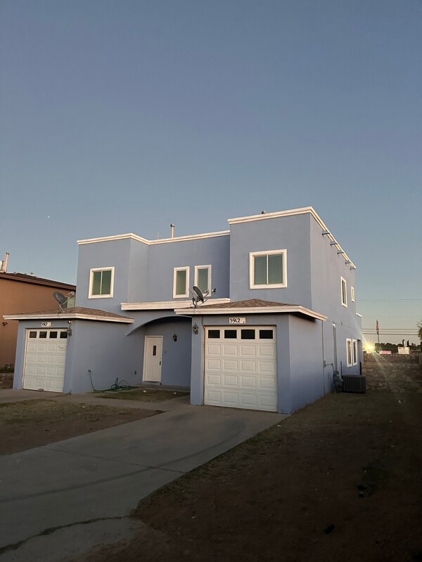 Building Photo - 5912 Cielo Del Rey Pl