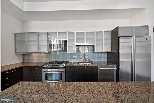 Building Photo - 1101 Locust St