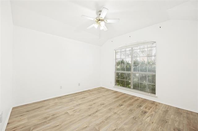 Building Photo - 202 Trenton Dr
