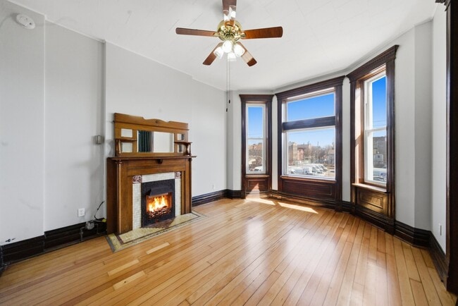 Building Photo - 1838 S Ashland Ave