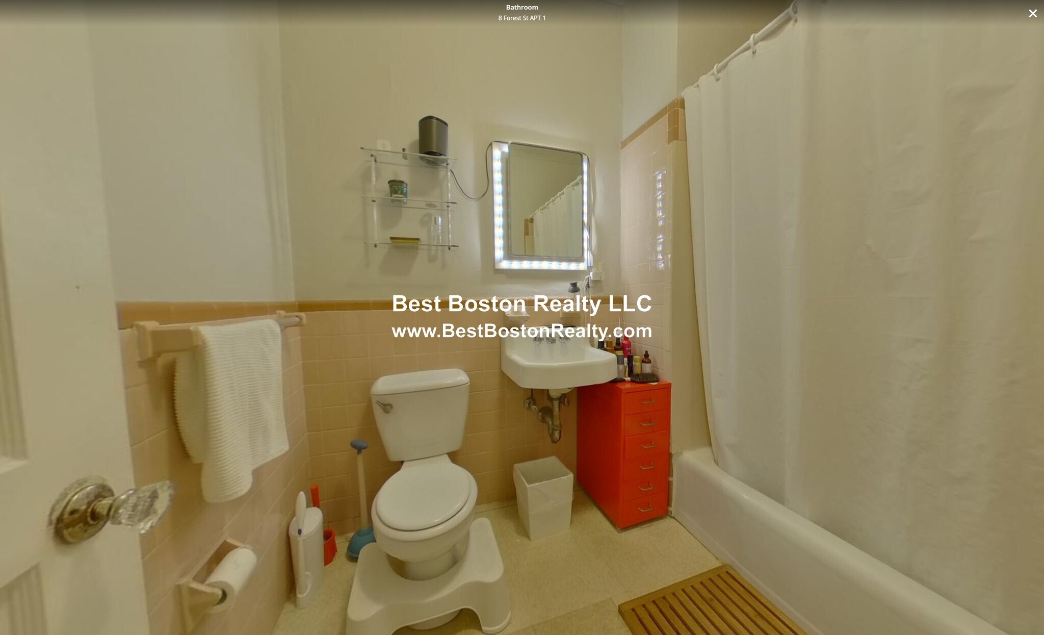 Building Photo - 8 Forest St