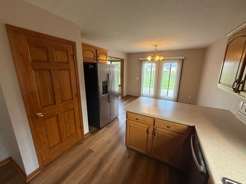Building Photo - 2726 Bearberry Ct