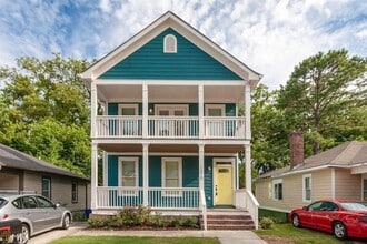 Building Photo - 1070 Harwell St NW
