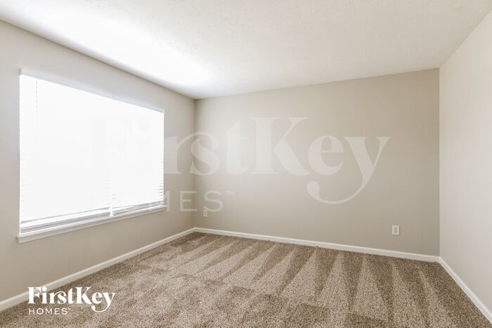 Building Photo - 3521 Ashgrove Dr