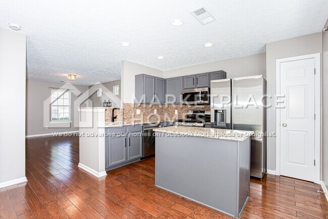 Building Photo - 602 Spanish Oak Dr