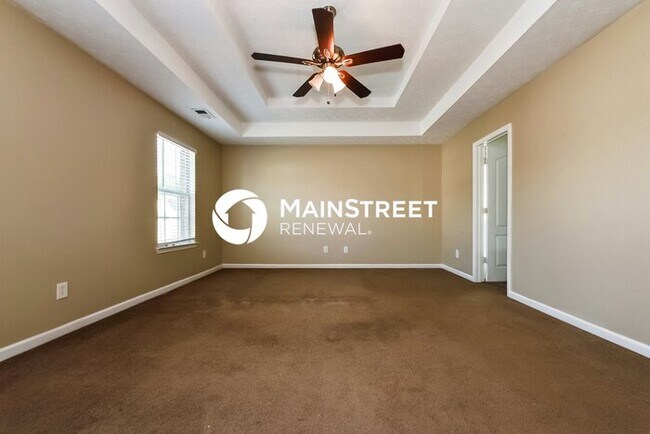 Building Photo - 4 Bedroom Pet-Friendly Home in Ellenwood, GA with Main Street Renewal