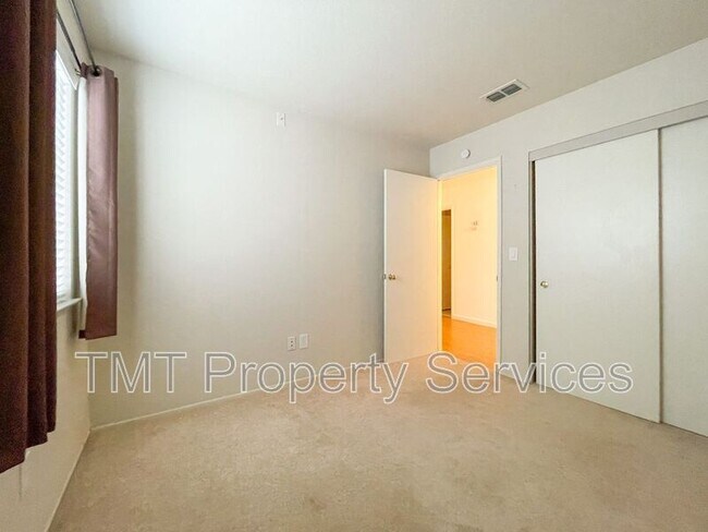 Building Photo - 8166 Morgan Hill Way
