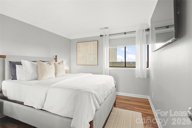 Building Photo - 4721 Morehead Rd