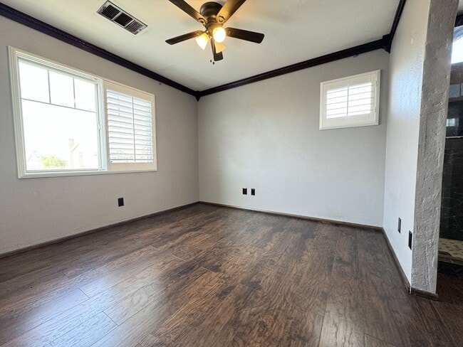 Building Photo - COMING SOON!!! 4 Bedroom/ 3 Bathroom Home ...