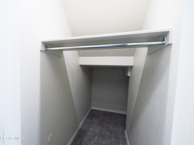 Building Photo - 14655 Pebble Hills Blvd