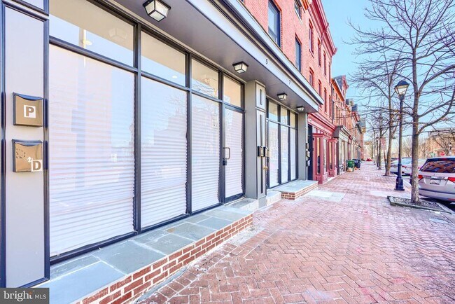 Building Photo - 7 S Carrollton Ave