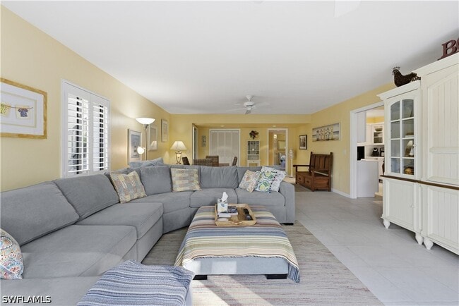 Building Photo - 341 3rd Ave S