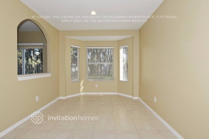 Building Photo - 18220 Birdwater Dr