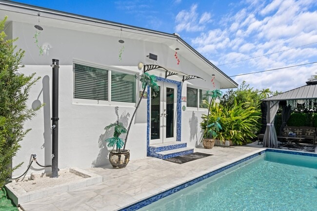 Building Photo - 3705 NE 16th Ave