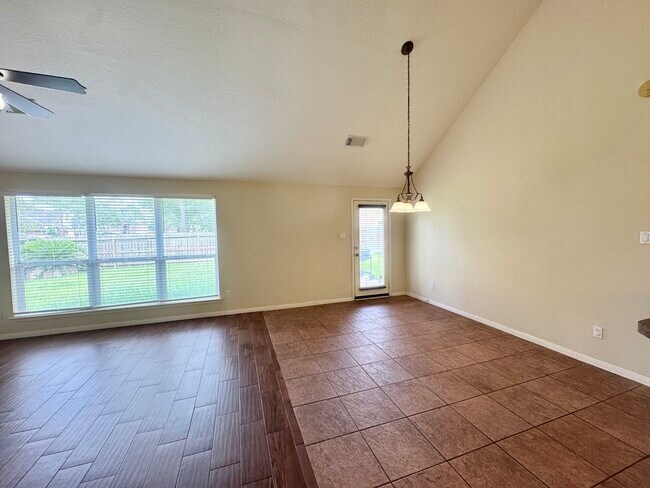 Building Photo - 2601 Easton Springs Ct