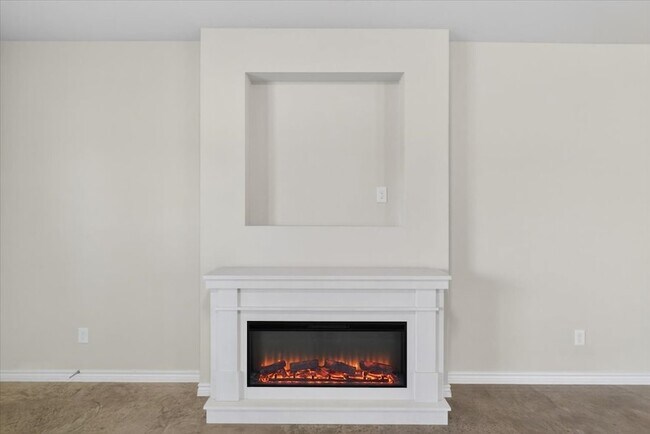 Building Photo - 412 W Avenue C