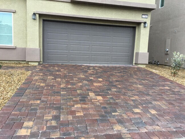 Primary Photo - 7752 Gallego Plains Dr
