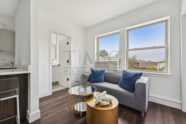 Building Photo - Modern & Brand New 1-Bedroom in Andersonvi...