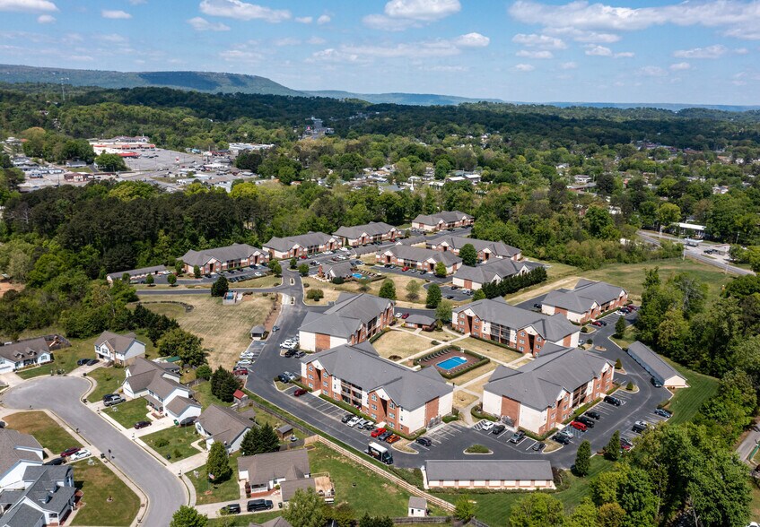 FOUNTAIN BROOK 100 Brookhaven Cir Fort Oglethorpe GA 30742