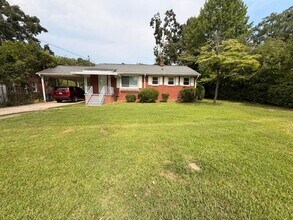 Building Photo - Cute 2 Bedroom in Taylors, SC!