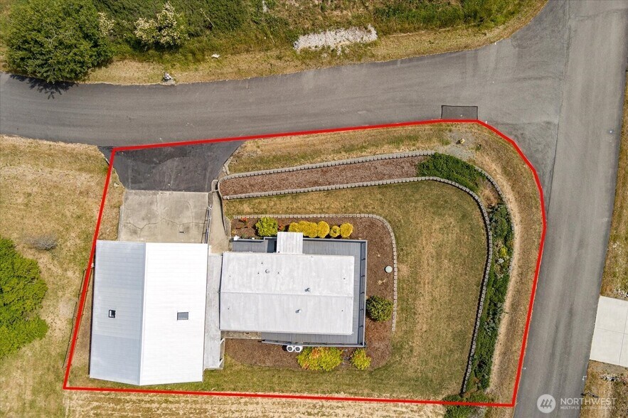 aerial - 2552 La Verde St