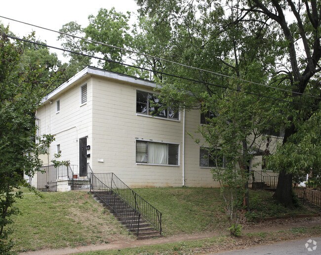 Building Photo - 1545 SW Langston Ave