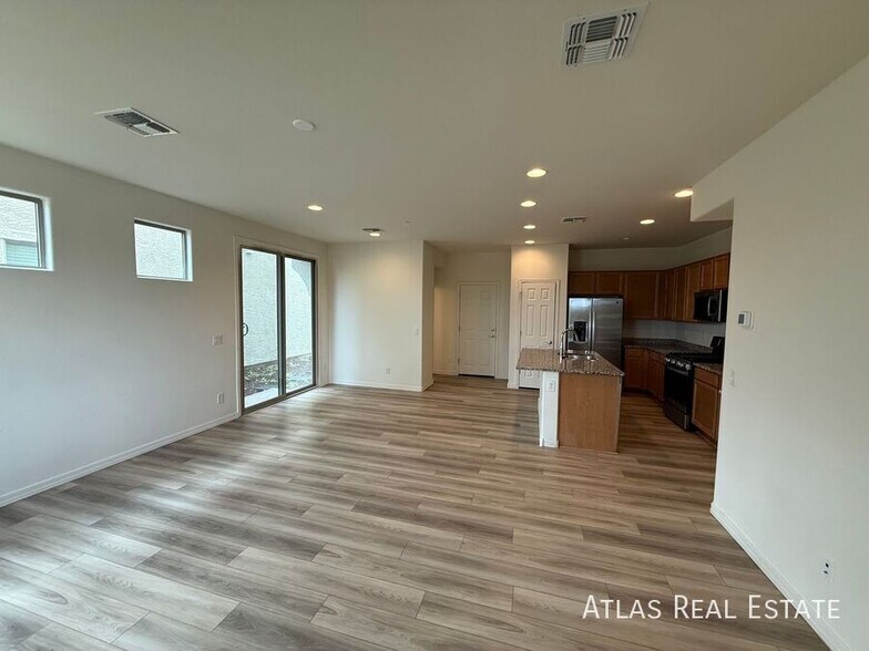 Building Photo - 4228 S 58th Ave