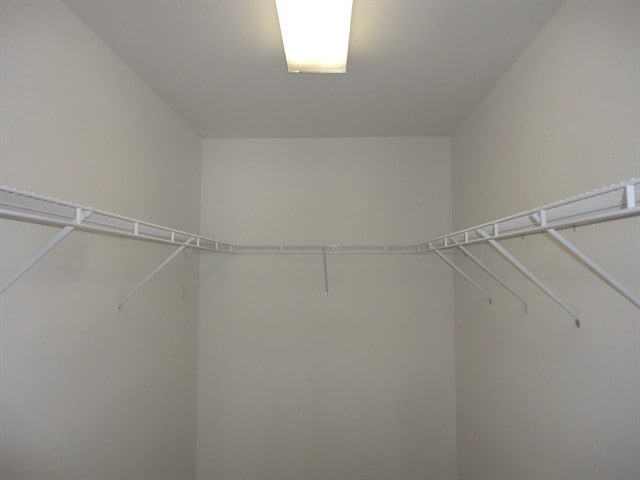 Building Photo - 1906 Landings Ct