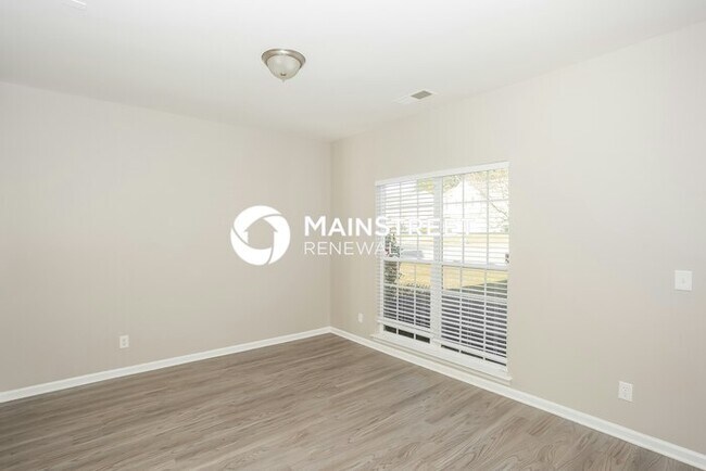 Building Photo - 3 Bedroom Pet-Friendly Home in Charlotte, ...