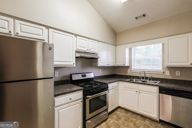 Building Photo - 7719 Briar Forest Ln