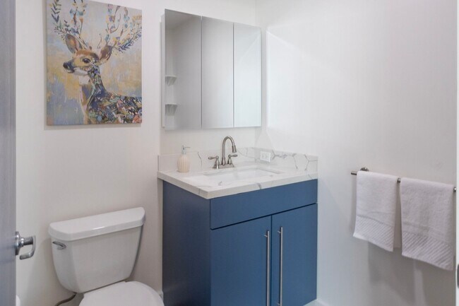 Building Photo - Beautiful 1 Bdrm, 1.5 Bath for Rent at Cortez Blu Condos in Cortez Hill