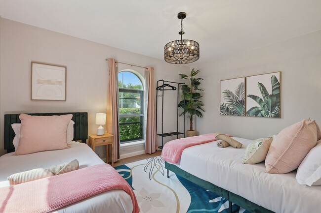 Building Photo - Luxury 5-Bedroom Retreat with Pool & Game Room