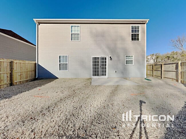 Building Photo - 1140 Marcus St