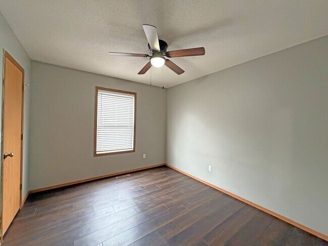 Building Photo - 1508 W Rainey St