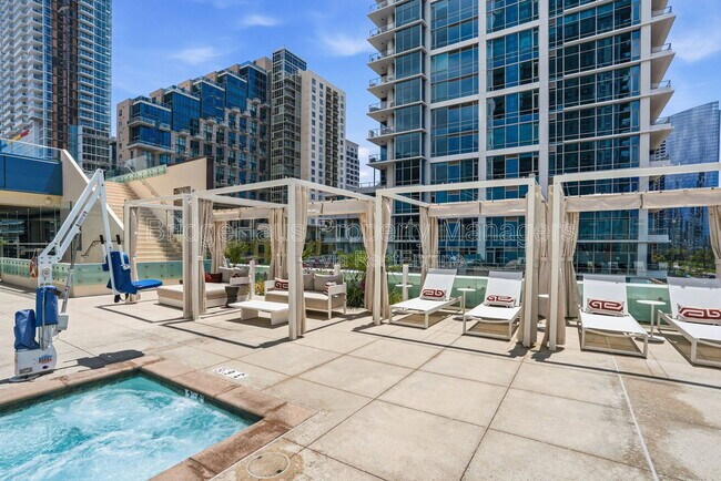 Building Photo - 1388 Kettner Blvd