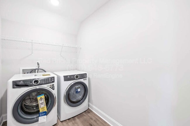 Building Photo - 4107 Black Ct