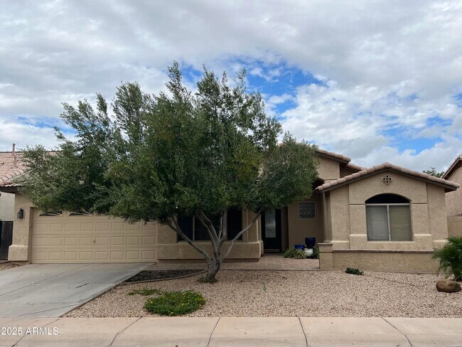 Building Photo - 4484 E Redfield Ct