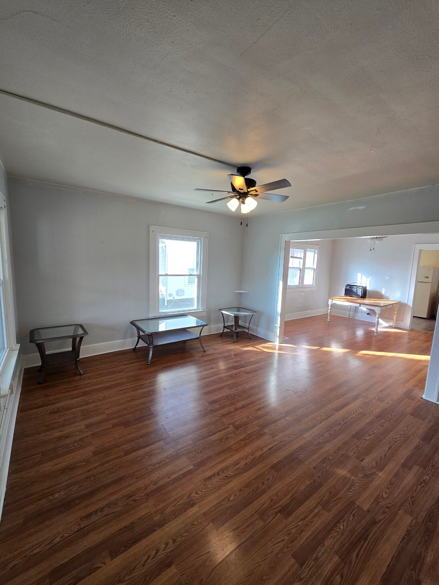 Building Photo - 208 Pike St