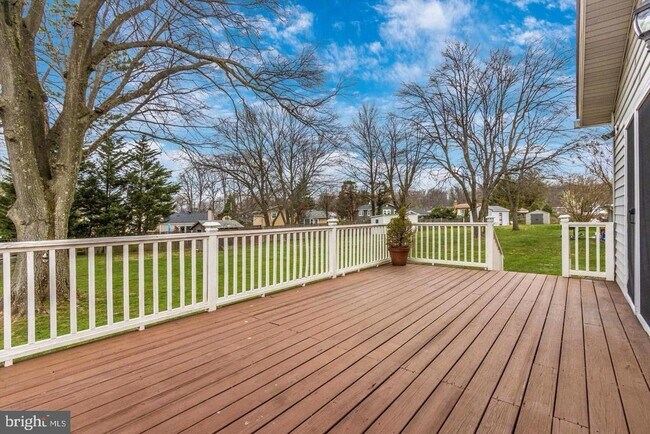 Building Photo - 14204 London Ln