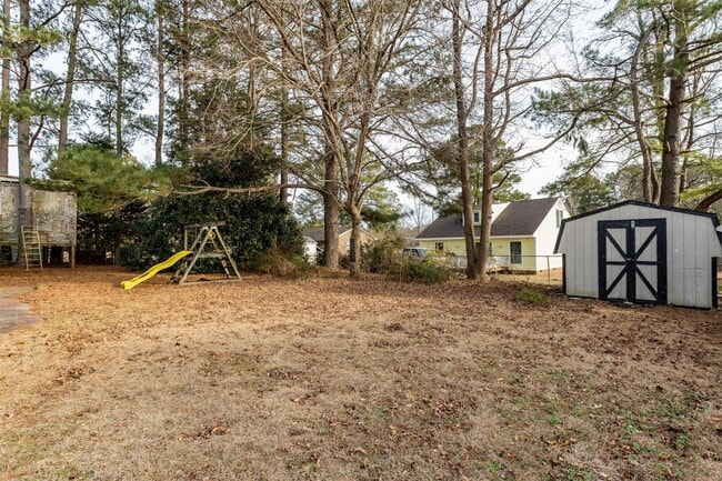 Building Photo - 332 Whitehall Dr