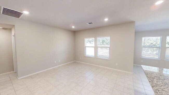 Building Photo - 4902 Karen Grn Dr