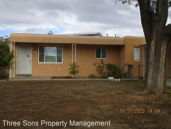 Building Photo - 3 br, 2 bath House - 8813 Snow Heights Blv...
