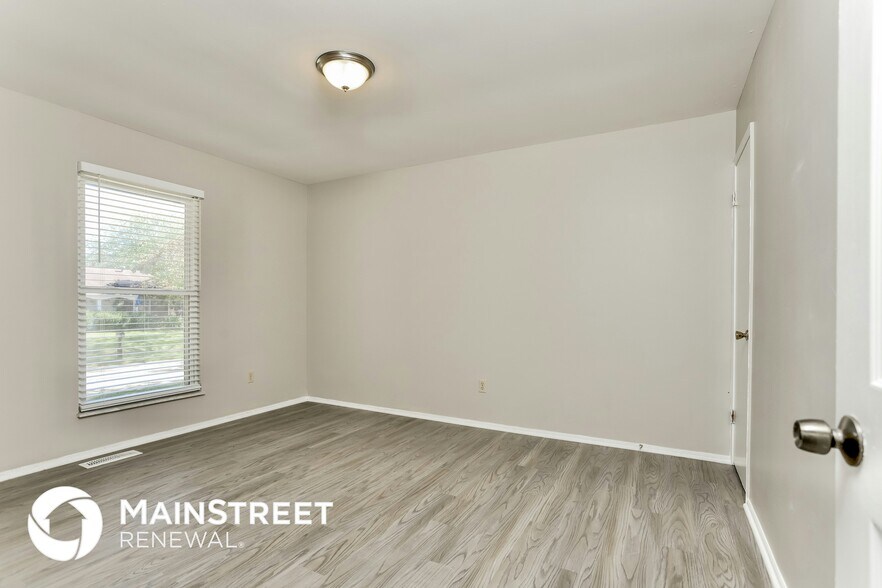 Building Photo - 3717 Argonne Forest Dr