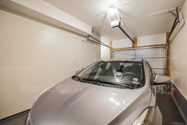 Building Photo - 4238 Potomac Highlands Cir