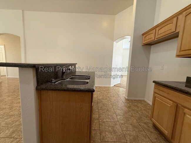 Building Photo - 4417 W St Kateri Dr