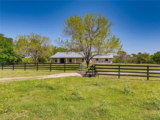 Building Photo - 10511 Hibbs Ln