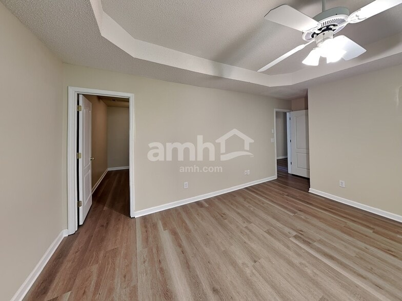 Building Photo - 2440 Hampton Estates Dr SW