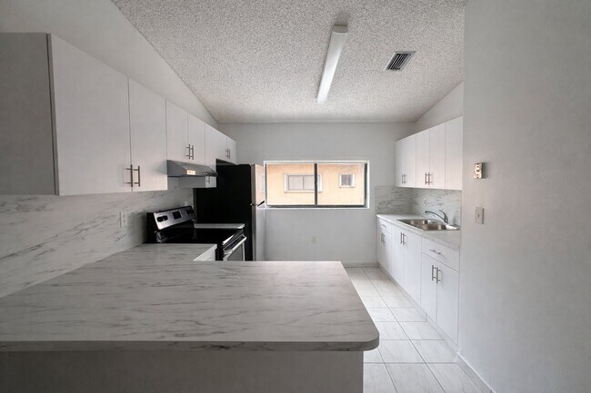 Building Photo - 7891 W 29th Way